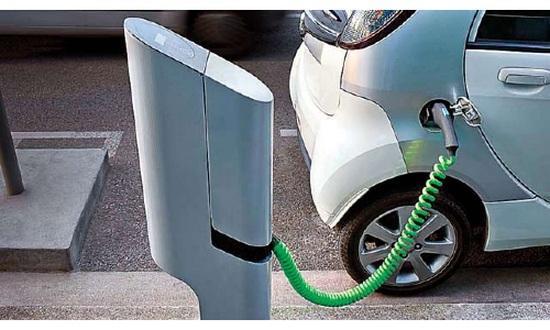 इलेक्ट्रिक वाहनों की चार्जिंग हो सकेगी हर तीन किलोमीटर पर, केंद्र सरकार ला रही प्रस्ताव