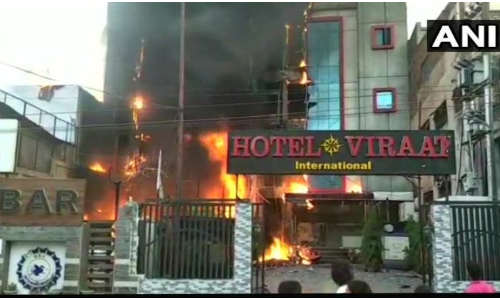 लखनऊ : एसएसजे और विराट होटल में लगी आग, पांच की झुलसने से मौत