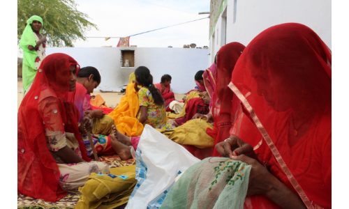 इंटरनेट की मदद से ग्रामीण राजस्थानी महिलाओं ने कशीदाकारी को दी नई पहचान