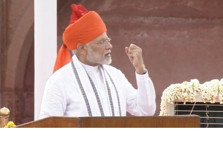 देश के 72वें स्वतंत्रता दिवस पर लाल किले से दिए प्रधानमंत्री मोदी के भाषण की 10 खास बातें