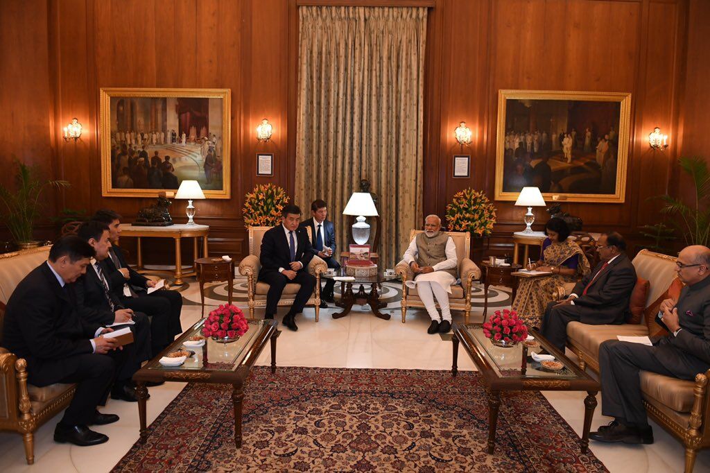 प्रधानमंत्री नरेंद्र मोदी ने बिम्सटेक नेताओं से की द्विपक्षीय वार्ता, मजबूत संबंध बनाने पर जोर