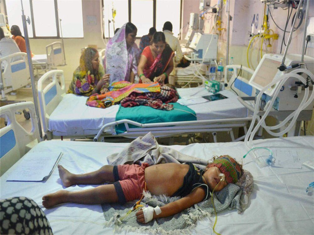 मुजफ्फरपुर में संदिग्ध बीमारी का कहर जारी, अब तक 36 बच्चों की मौत