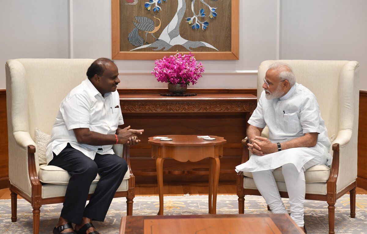 कर्नाटक के मुख्यमंत्री ने प्रधानमंत्री से की भेंट, सूखे से निपटने के लिए मांगी मदद
