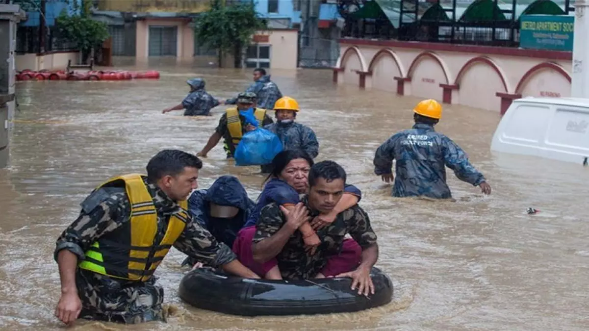 नेपाल में बाढ़ और भूस्खलन से 60 लोगों की मौत, नेपाल सरकार ने मदद की अपील की