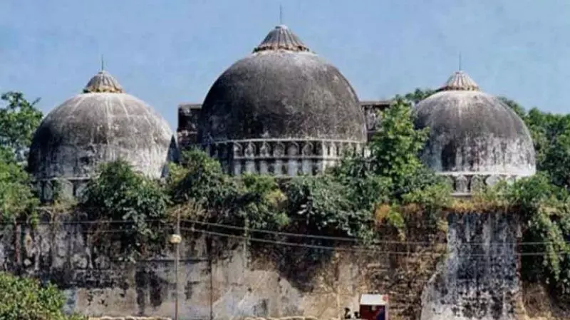 अयोध्‍या फैसला: मस्जिद के लिए मिलेगी दूसरी जगह, रामजन्मभूमि न्यास को मिलेगी विवादित जमीन