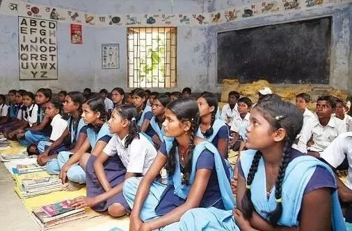 असर रिपोर्ट: प्राइवेट स्कूलों में लड़कों का नामांकन लड़कियों से अधिक