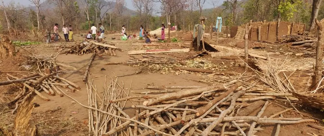 ओडिशा: लॉकडाउन के बीच 32 आदिवासियों के घर तोड़े, परिवारों के पास न रहने की कोई जगह न खाने-पीने का इंतजाम