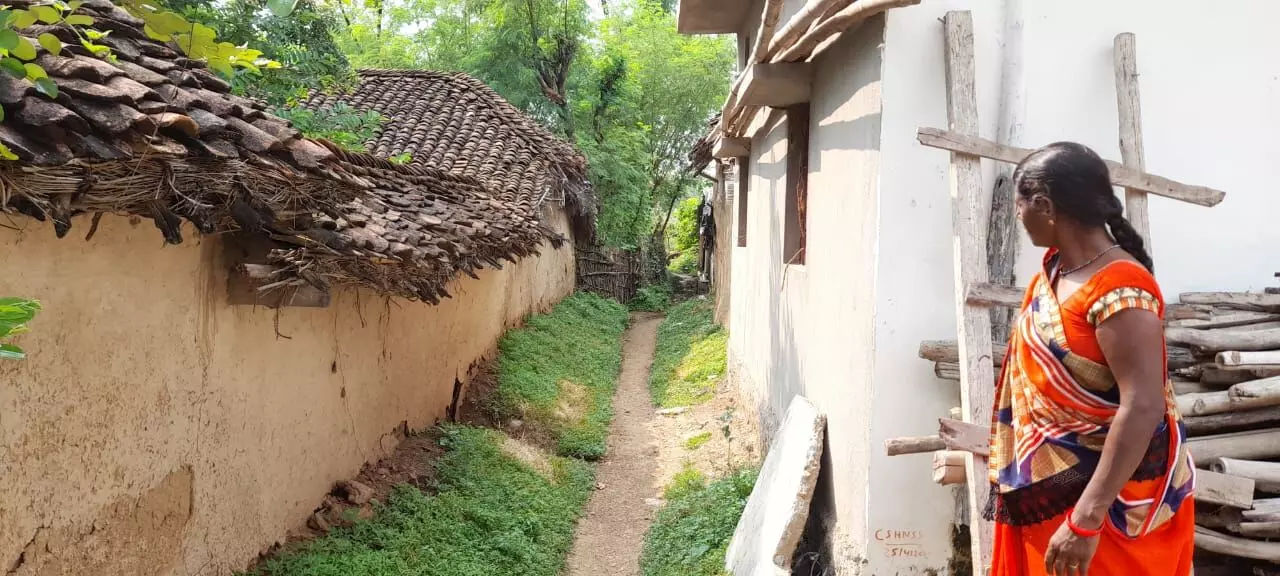मध्य प्रदेश : रेलवे को 50 साल बाद आई याद, ग्रामीणों को जमीन खाली करने के लिए भेजी नोटिस