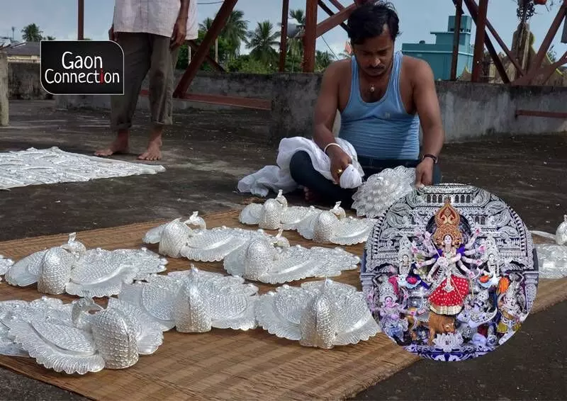 Chandi Medhas for Durga Puja offer a silver lining to artisans in Cuttack