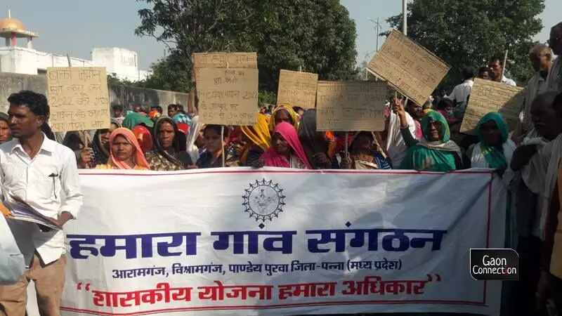 Madhya Pradesh: Protesting tribal farmers stop construction of Runj dam; demand compensation