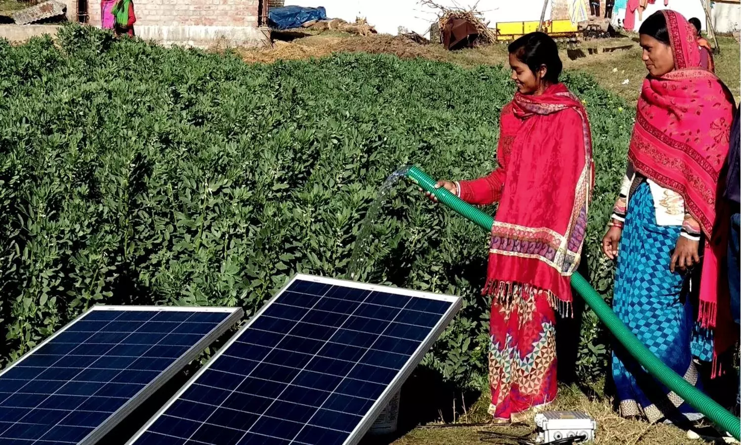 A solar irrigation pumpset that fits into a jhola is helping marginal farmers