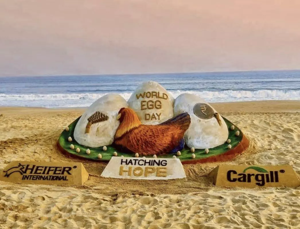 विश्व अंडा दिवस: पोल्ट्री उत्पादन के साथ खपत बढ़ाने के लिए एक साथ आए हेफ़र इन्टरनेशनल और कारगिल