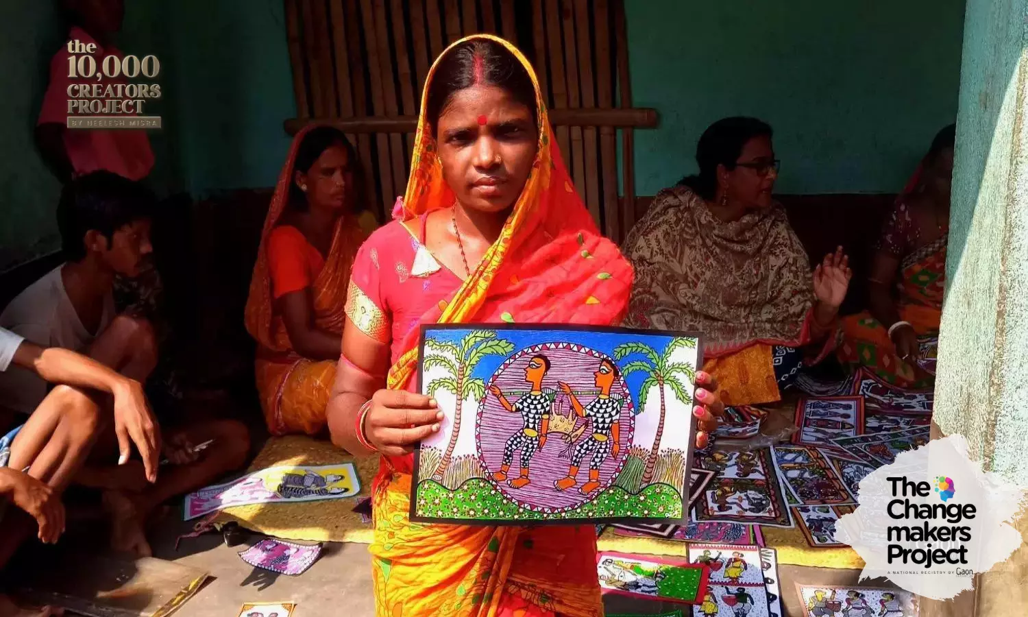 बंगाल के लुप्त होते पटचित्र कलाकारों के ज़िदंगी में भर रहीं हैं रंग