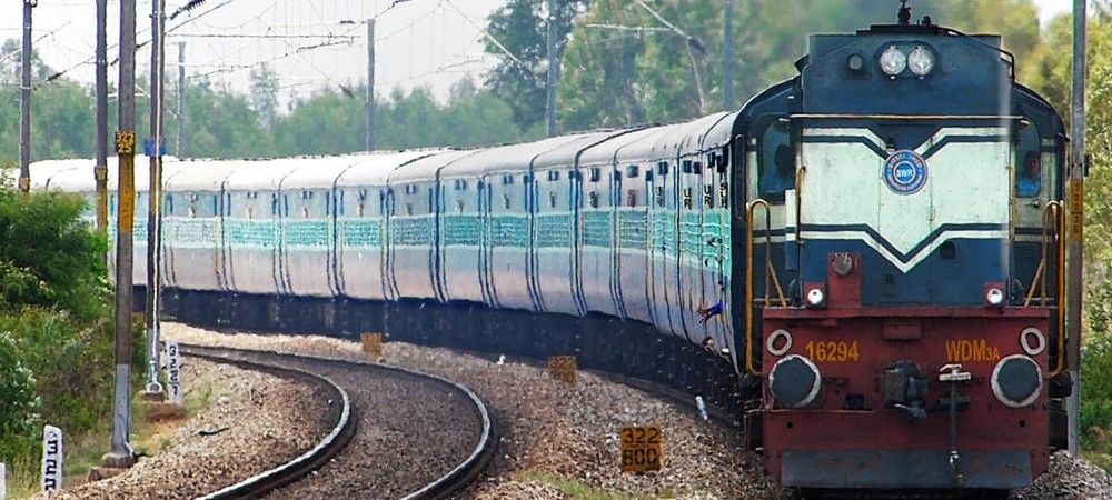 अब बिना टिकट यात्रा के दौरान मरने वालों को भी मुआवजा देगा रेलवे