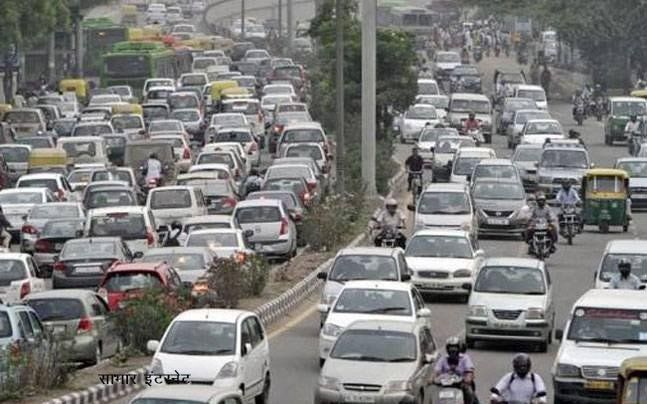 दिल्ली में जरूरी प्रदूषण प्रमाणपत्र के बिना चल रहे हैं लाखों वाहन : ईपीसीए