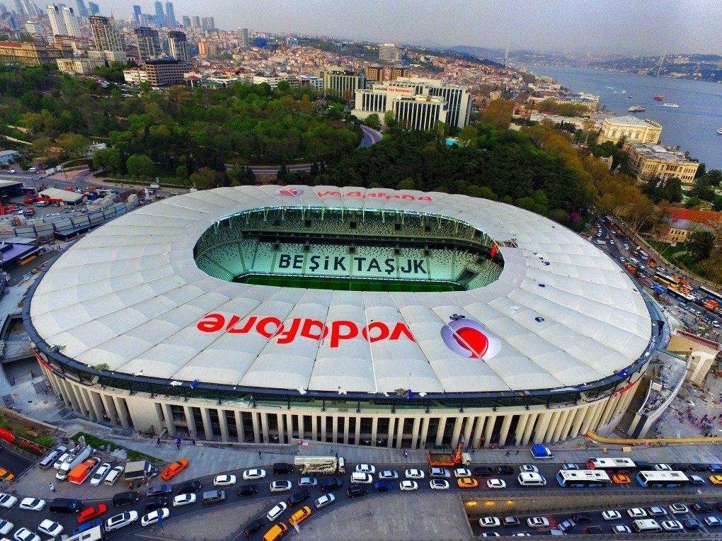 इस्तांबुल स्टेडियम के पास दो बम हमलों में 38 की मौत, 155 घायल