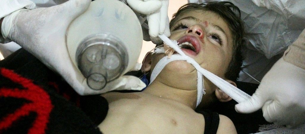 सीरिया में इदलिब प्रांत के खान शयखुन कस्बे में रासायनिक हमला,  58 की मौत