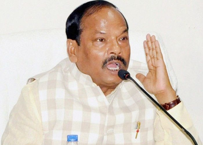 झारखंड के मुख्यमंत्री ने पत्रकार के परिवार को दिया पांच लाख रपये मुआवजा