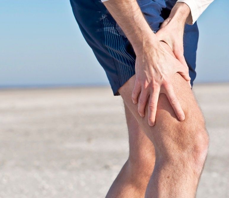 अचानक मांसपेशियों में होने वाला खिंचाव लंबे समय तक दे सकता है दर्द