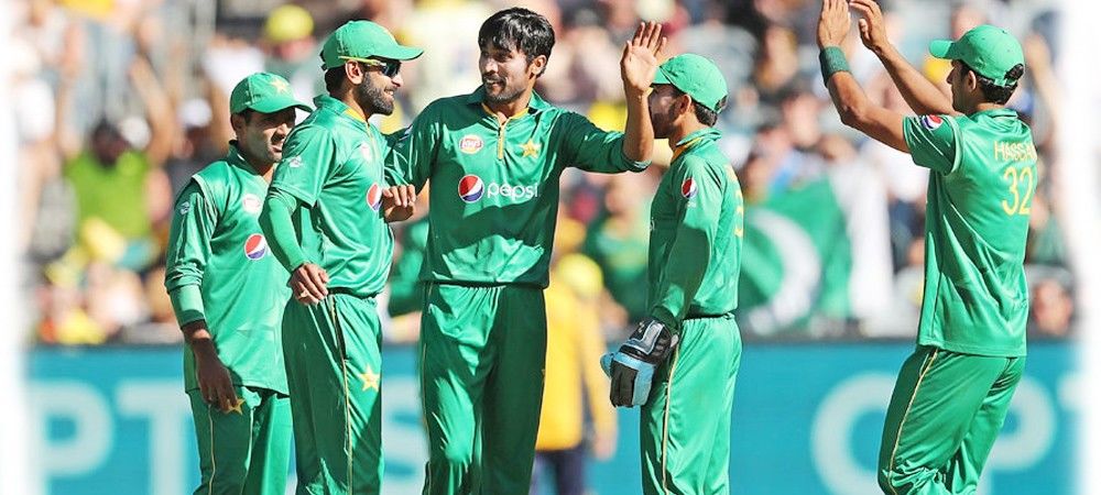 आस्ट्रेलिया पाकिस्तान तीसरे एकदिवसीय मैच में पाकिस्तान ने आस्ट्रेलिया के सामने रखा 264 रनों का लक्ष्य  