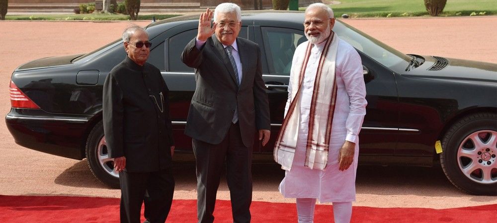 फिलीस्तीन के राष्ट्रपति महमूद अब्बास का औपचारिक स्वागत 