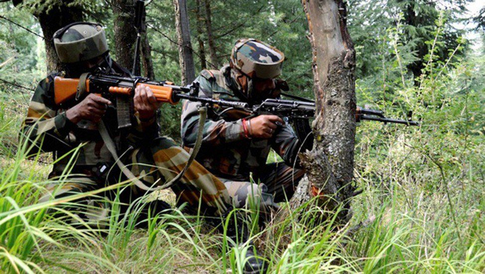 जम्मू एवं कश्मीर में सुरक्षा बलों की कार्रवाई में तीन आतंकवादी ढेर