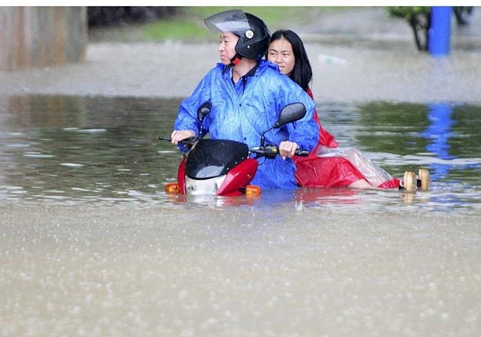 चीन में बाढ़ के कारण 22 लोगों की मौत, 37 लाख लोग प्रभावित