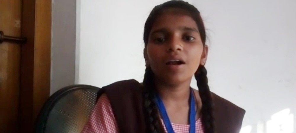 बाल दिवस पर छात्रा ने गीत के जरिए कन्या भ्रूण हत्या पर बयां किया अपना दर्द