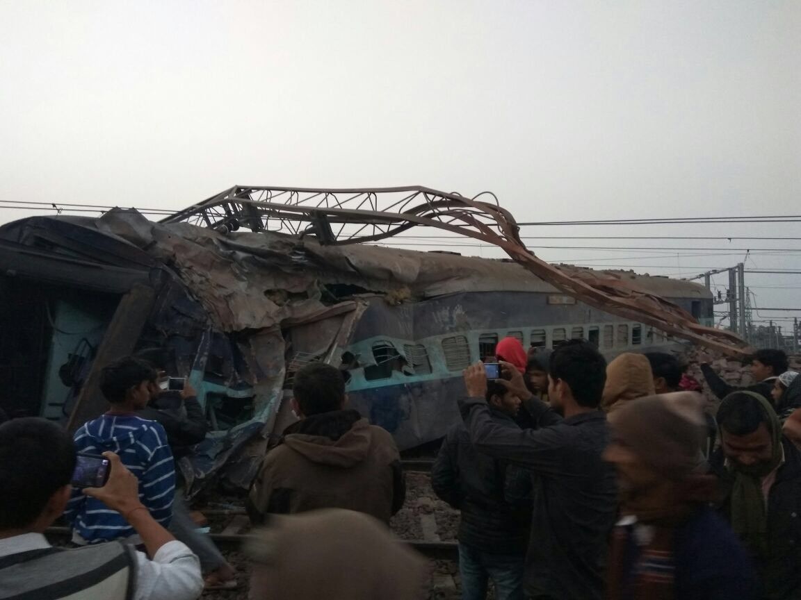 कानपुर देहात में फिर ट्रेन हादसा, रुरा में अजमेर एक्सप्रेस के 15 डिब्बे पटरी से उतरे