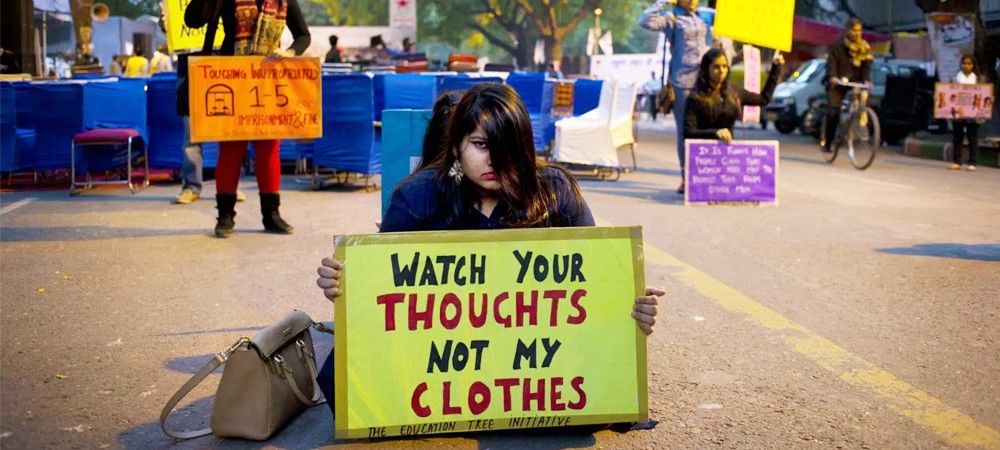 लड़कियों को यौन शोषण के खिलाफ खुलकर बोलने की सीख दे रही है कोलकाता पुलिस
