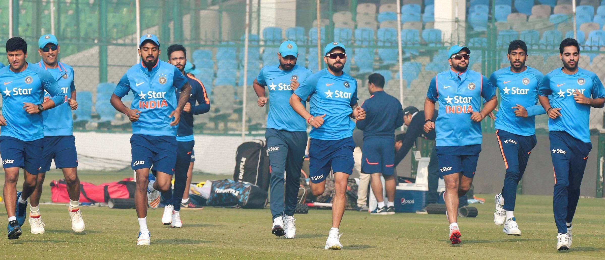 कानपुर के ग्रीन पार्क स्टेडियम में भारत इंग्लैंड पहला टी-20 मैच में विराट की निगाहें श्रृंखला पर और इयान की सम्मान  पर