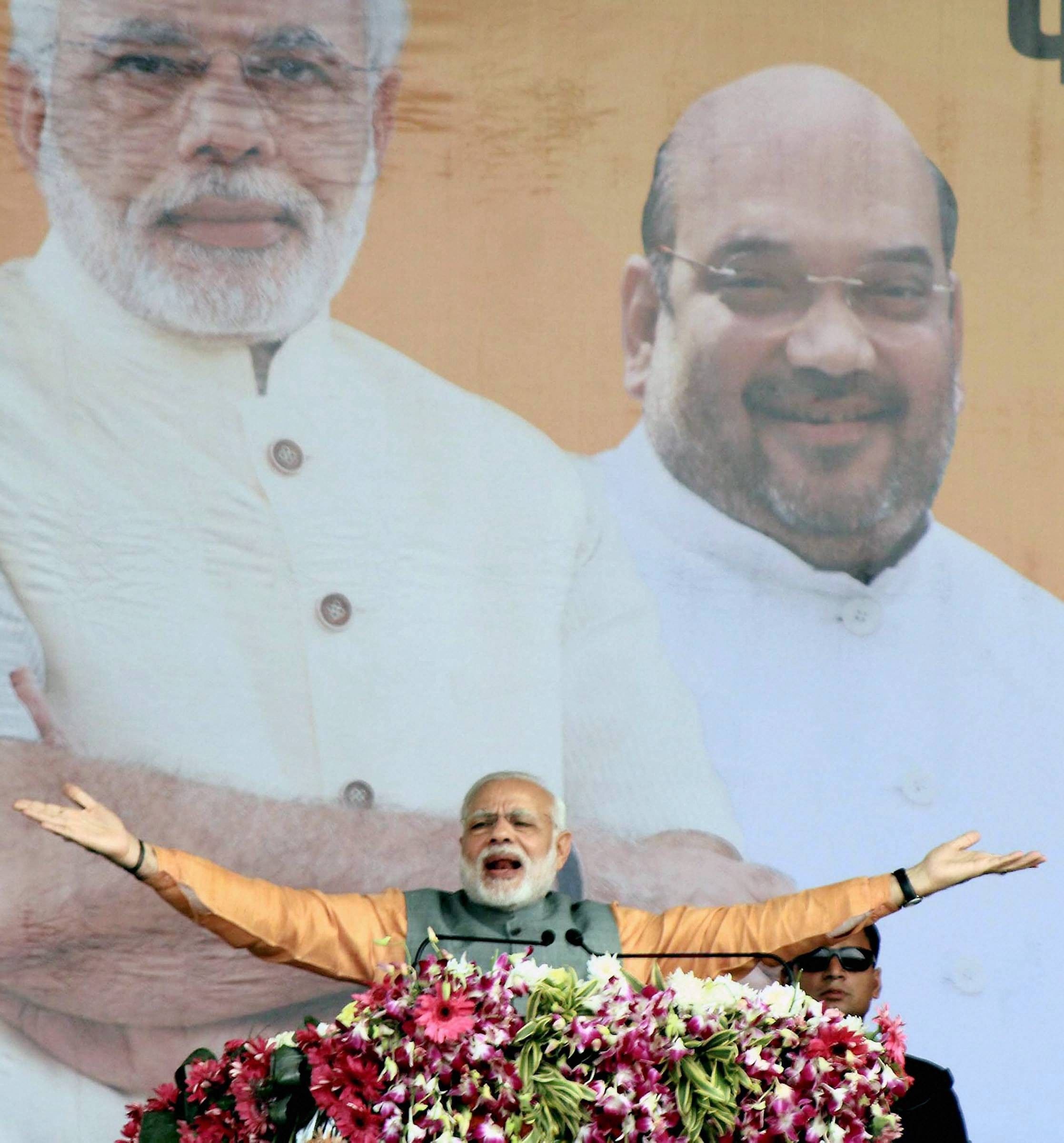 मेरठ में  विजय शंखनाद रैली में प्रधानमंत्री नरेन्द्र मोदी ने कहा, उत्तर प्रदेश को ‘स्कैम’ से दिलाना है  मुक्ति
