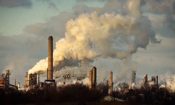 मुश्किल में सांसें, दुनियाभर के 80 फीसदी शहर वायु प्रदूषण के चपेट में 