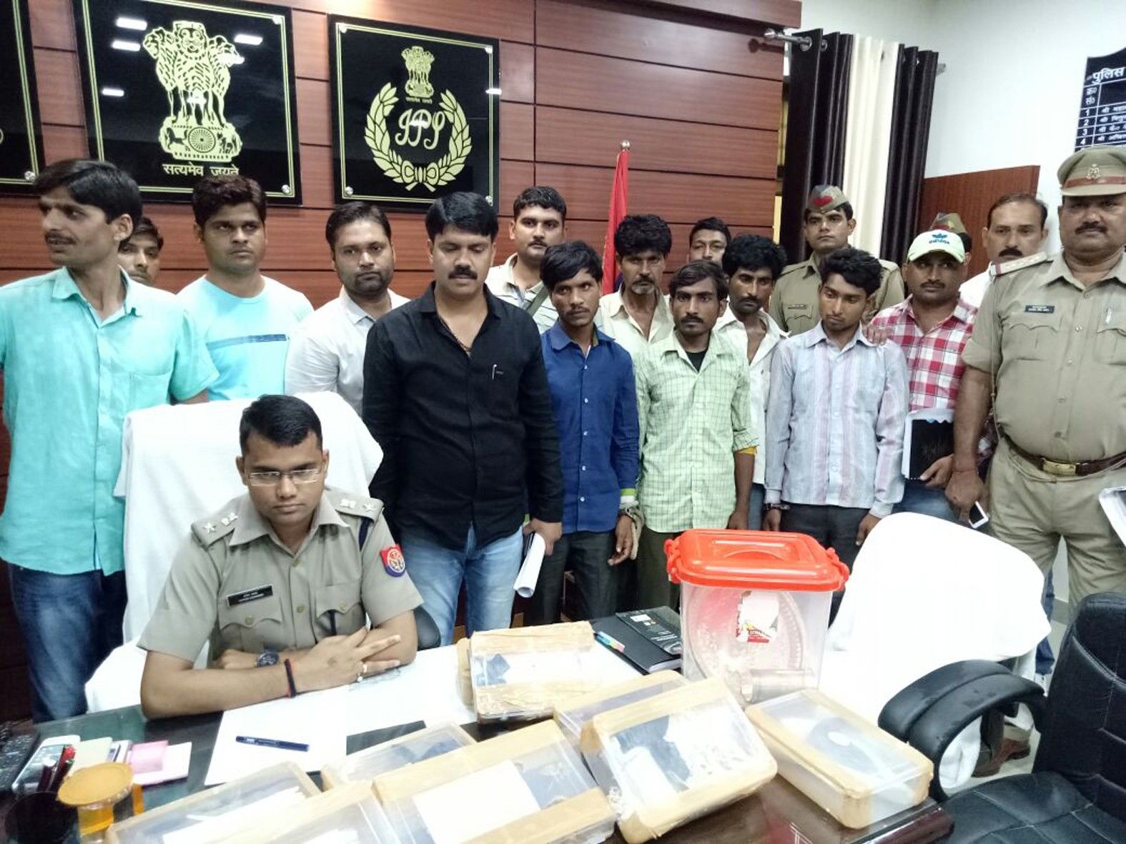 कन्नौज में 15 चोरियों का खुलासा, सात लाख का माल बरामद