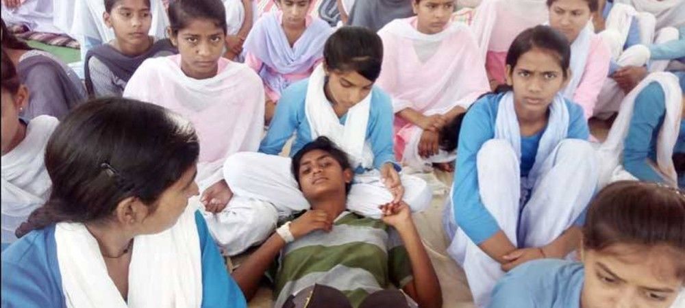#Rewari: छात्राओं के आगे झुकी हरियाणा सरकार, जारी किया स्कूल अपग्रेड का नोटिफिकेशन 