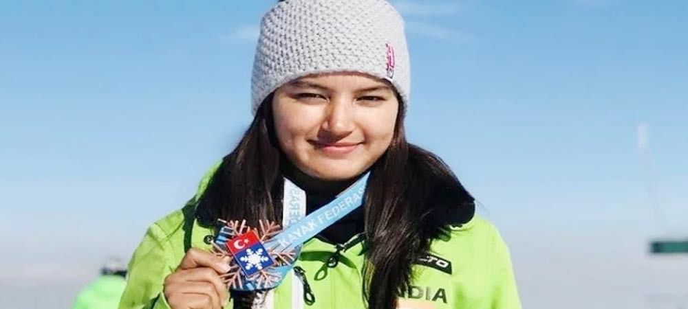 स्कीइंग में इतिहास रचनेवाली इस लड़की को भरोसा ही नहीं हो रहा था कि उसे प्रधानमंत्री मोदी ने बधाई दी है 
