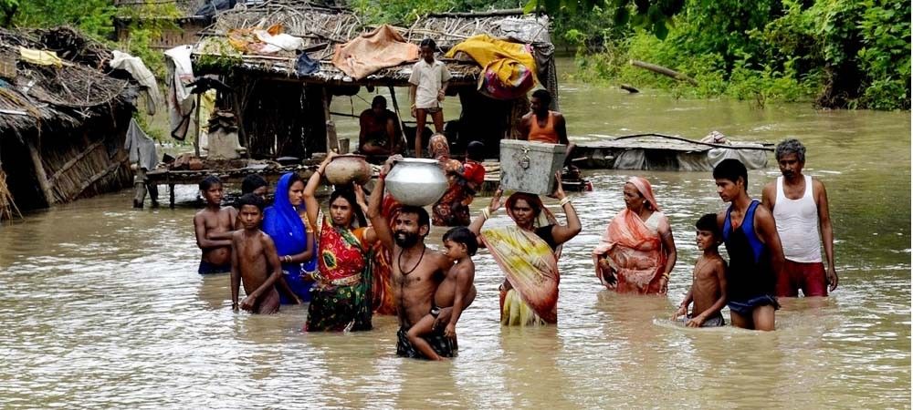 बाढ़ से बेहाल बिहार, सीएम नीतीश ने केंद्र से की सेना भेजने की मांग