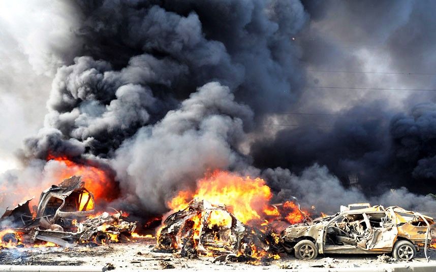 इराकः ट्रक बम ब्लास्ट में 100 लोगों की मौत, ISIS ने ली हमले की ज़िम्मेदारी