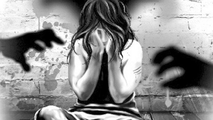 केरल में यौन उत्पीड़न से परेशान युवती ने स्वामी  का निजी अंग काटा, महिला आयोग सदस्य ने कहा, गर्व है
