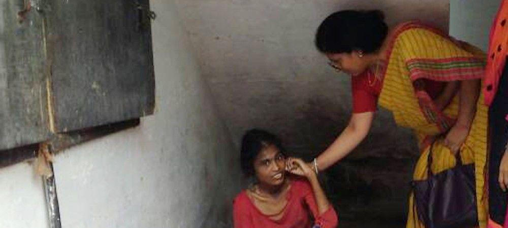 सोशल मीडिया का असर : रीता बहुगुणा जोशी ने वीडियो देखकर विक्षिप्त युवती को पहुंचायी मदद