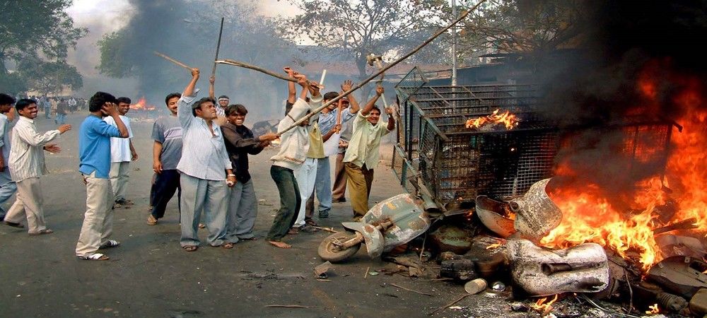 एनसीईआरटी ने अपने पाठ्यक्रम से 2002 में हुए गुजरात दंगे को लेकर ‘मुस्लिम विरोधी’ शब्द हटाया