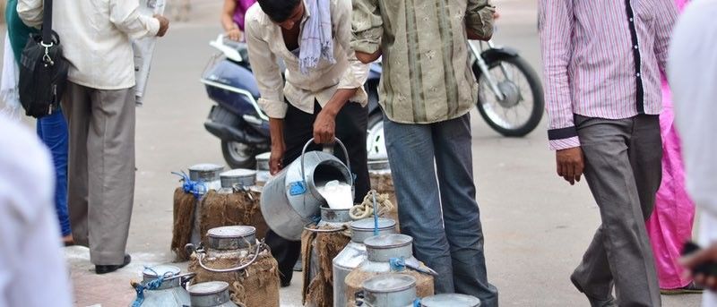 दूध की कीमतें बढ़ने से मुंबईवासियों को लगेगा झटका