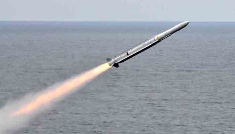 ईरान ने नई बैलिस्टिक मिसाइल का परीक्षण किया 