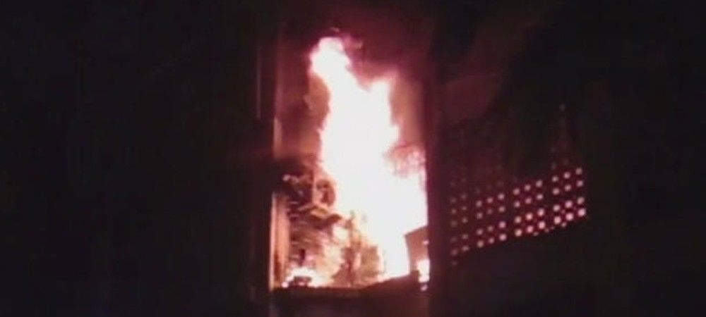 मुंबई: इमारत में आग लगने से 4 लोगों की मौत, 7 घायल
