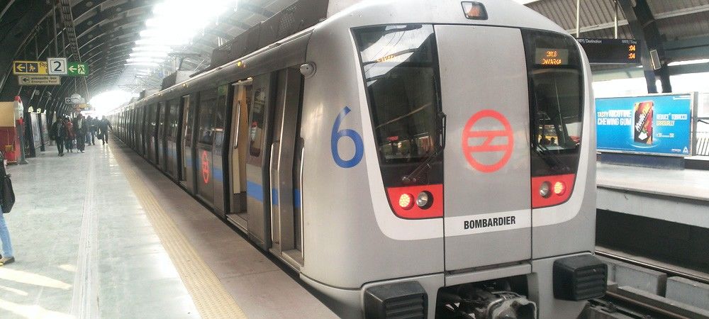 1 जनवरी से दिल्ली के 10 मेट्रो स्टेशन होंगे कैशलेस