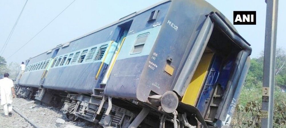 राज्य रानी एक्सप्रेस रेल दुर्घटना में घायल लोगों को 50,000 रुपए बतौर मुआवजा देने का रेलवे का ऐलान 
