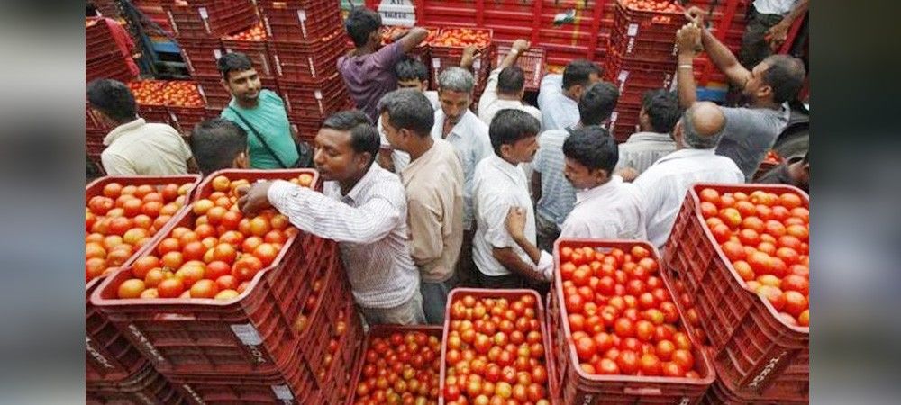दीपावली के बाद टमाटर और प्याज की फिर बढ़ी कीमतें, बिगड़ा रसोई का बजट