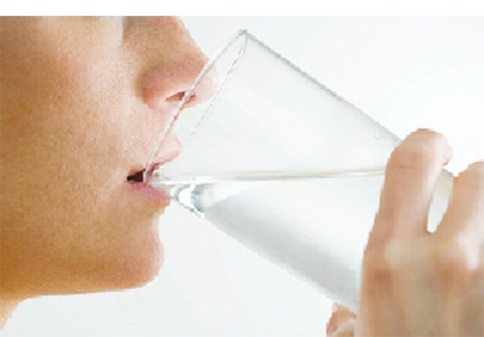 ठीक तरीके से पानी पीना स्वास्थ्य के लिए सही