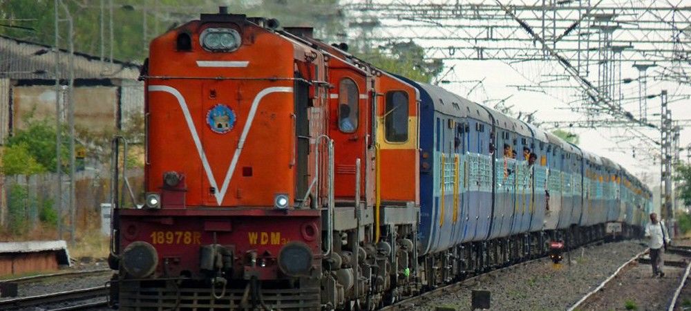 लंबी दूरी की ट्रेनों में रेलवे बढ़ाएगा थर्ड एसी कोच