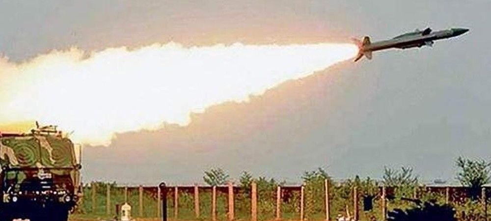 सुपरसोनिक मिसाइल आकाश का हुआ सफल परीक्षण, 25 किलोमीटर दूरी तक साध सकती है निशाना